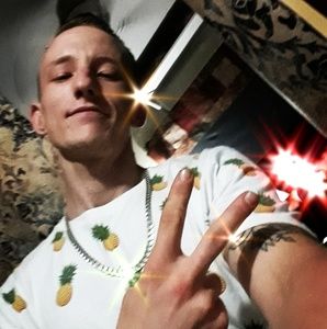 Looking for the work hit me up